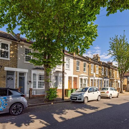 The Stratford Villa Londres Extérieur photo